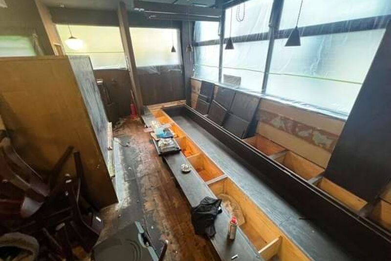 ⑤残置物搬出及び解体着手