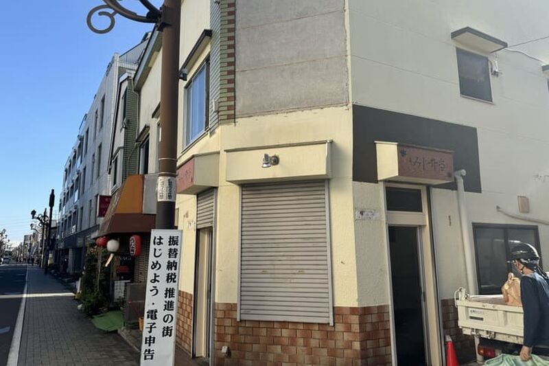 Before interior demolition
